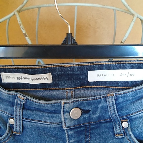 Pilcro Parallel Jeans - Picture 5 of 16